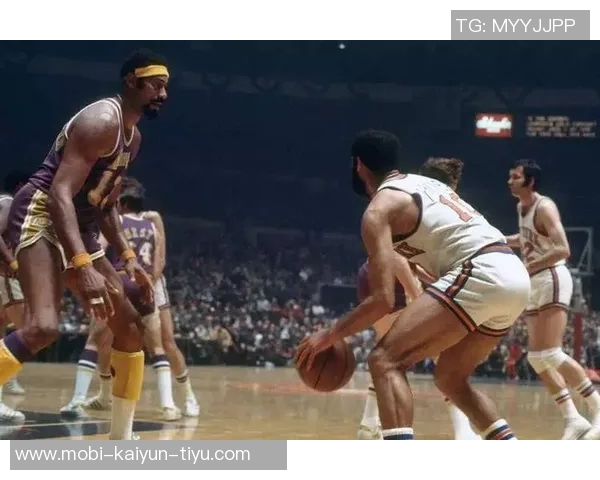 库克回忆湖人快船宿敌岁月与路威建立深厚友谊 库克回忆湖人快船宿敌岁月与路威建立深厚友谊