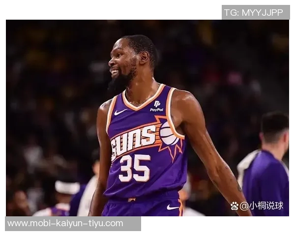 杜兰特表现平平第三节独得13分末节仅出手1次全场仅得16分并有5次失误